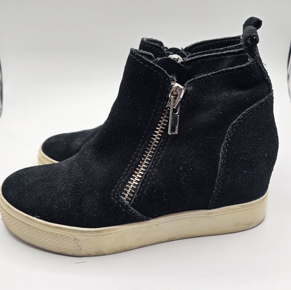 Steve Madden Black Suede Wedgie Platform Ankle Sneakers - Picture 5 of 13